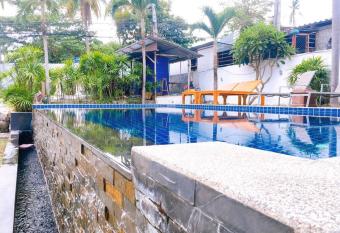 Cozy House pool Chaweang airport has Balcony rooms