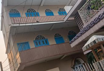 Dungdung home stay. has Balcony rooms