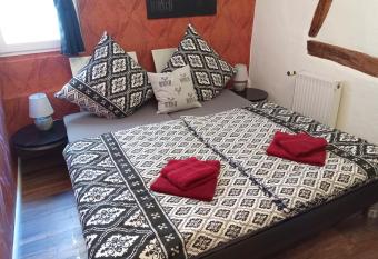 F  rstenstube has Balcony rooms