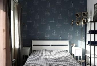 Harbour view Studio with terrace sleep up to 4 has Balcony rooms