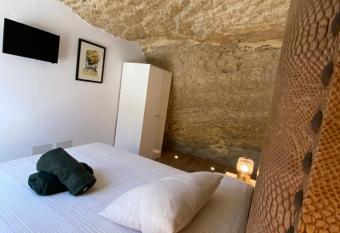 Casa Cueva    El Refugio en la Cueva    has Balcony rooms