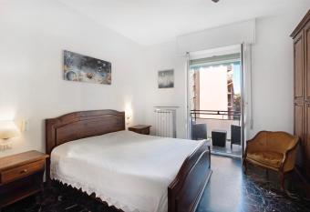 Il Gabbiano has Balcony rooms