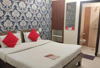 Hotel Orchid Inn has Balcony rooms