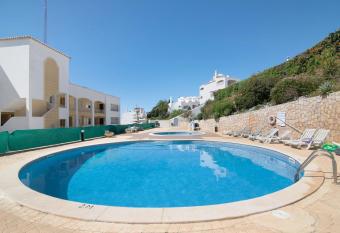 T2 Carvoeiro has Balcony rooms