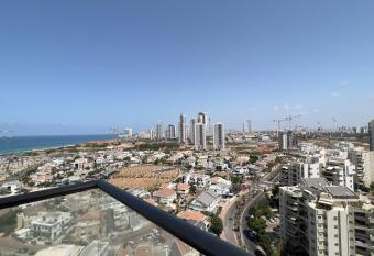 Roy Vacation Home has Balcony rooms