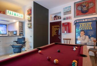 B.BUNKER has Balcony rooms