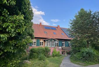 Forsthaus Neudorf allows 18 year olds to book a room