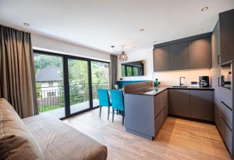 Apartments LaBar has Balcony rooms