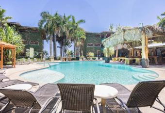 Marea Brava Villas has Balcony rooms