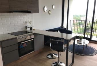 A estrenar!! Apartamento con pileta. Zona Recoleta. Shopping Mariscal!    MARIALES     allows 18 year olds to book a room