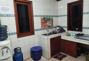 Villa Garden Cisarua puncak bogor has Smoking/Balcony rooms