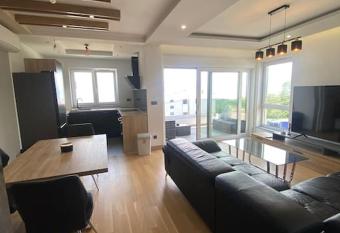 7 walking min. away from beach allows 18 year olds to book a room