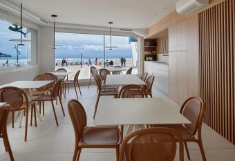 Kein Hostel allows 18 year olds to book a room