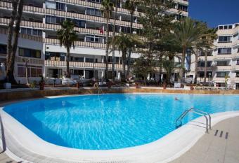 Loft Koka Alto allows 18 year olds to book a room