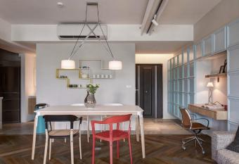 International Student Apartment has Balcony rooms