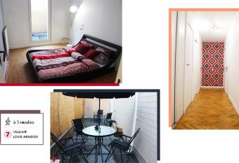 Cosy bedroom in ideal apartment has Balcony rooms