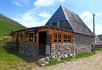 Na krovu svijeta has Balcony rooms