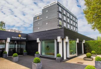 Golden Tulip Zoetermeer - Den Haag has Balcony rooms