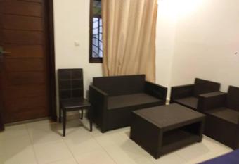 Maison Saly has Balcony rooms