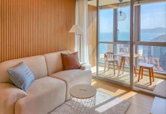 Margaret s Hotel has Balcony rooms