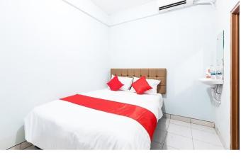 Hotel Cemara Gading allows 18 year olds to book a room