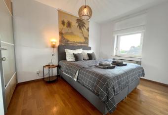 Beautiful 2-room apartment with balkony in Willich has Balcony rooms