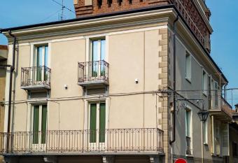 La Torretta has Balcony rooms