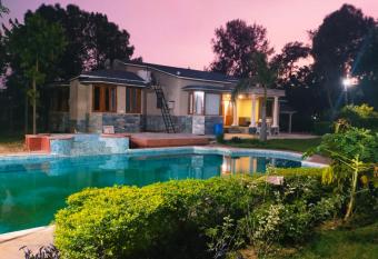 Loom Melody Farm has Smoking/Balcony rooms