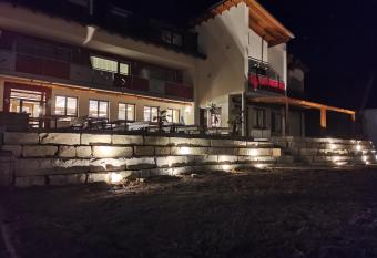 Landgastohf Thiem allows 18 year olds to book a room