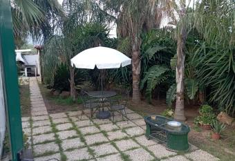 Il giardino di dany has Balcony rooms