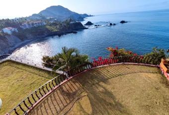 Casa Cangrejos has Balcony rooms