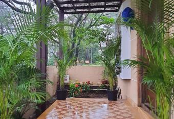 Igatpuri Getaway: Family Bungalow, Dams & Hills has Balcony rooms