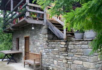 Origjina Farm has Balcony rooms