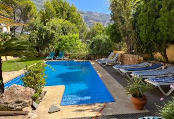 Altea, groundfloor of villa,private pool,quiet & residential has Balcony rooms