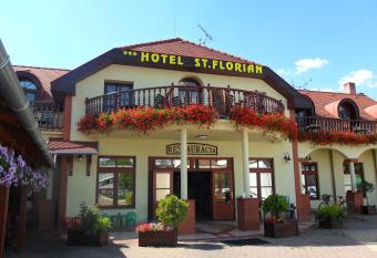Hotel St.Florian Sturovo has Balcony rooms