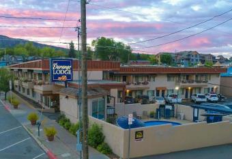 Durango Lodge has Balcony rooms