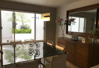 Casa ManaNNa tu hogar en Guadalajara, c  ntrica para 6 personas has rooms with a private hot tub