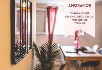 AmorAmor ~ T2 Romantique has Balcony rooms