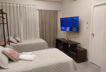 Studio Bena 2 - single bed - pr  x Shopping Iguatemi allows 18 year olds to book a room