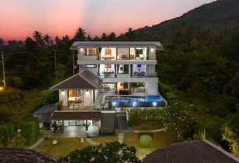 Spacious Modern Seaview Villa, Quiet location. has Balcony rooms