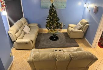 Faites comme chez vous has Balcony rooms