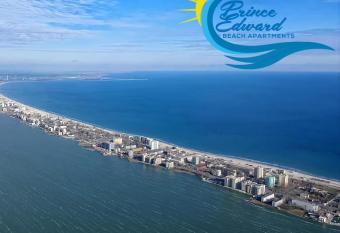 Prince Edward Beach Apartments - Alezzi Infinity Resort & Spa - free parking has rooms with a private hot tub