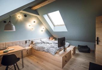 Rousa little guesthouse Cosy Sky has Balcony rooms