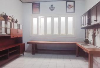 Rumah 30 has Balcony rooms