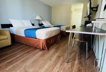 Travelodge by Wyndham Carlisle North has Smoking rooms