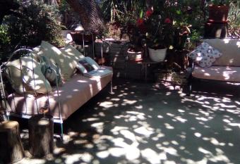 Sous les pins has Balcony rooms