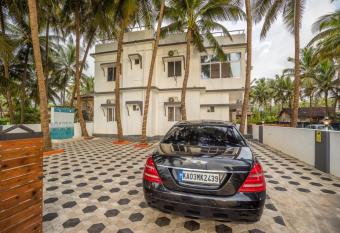 Amani Beach Home Stay allows 18 year olds to book a room