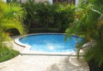 Laguna Golf has rooms with a private hot tub