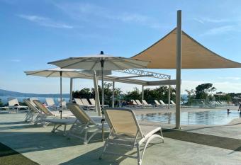 Mobile Homes Selce allows 18 year olds to book a room