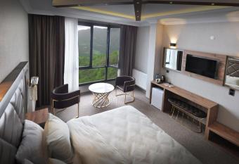 SIRT BUT  K HOTEL has Balcony rooms